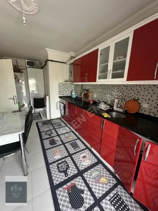 Ar&en Emlaktan Emekte Cadde Üzeri Fırsat Daire - 11