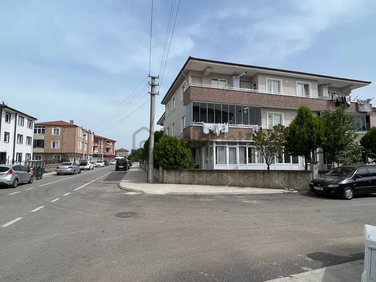 Konforlu Ve Geniş Kullanım Alanlı 3+1 Satılık Daire!! - 21
