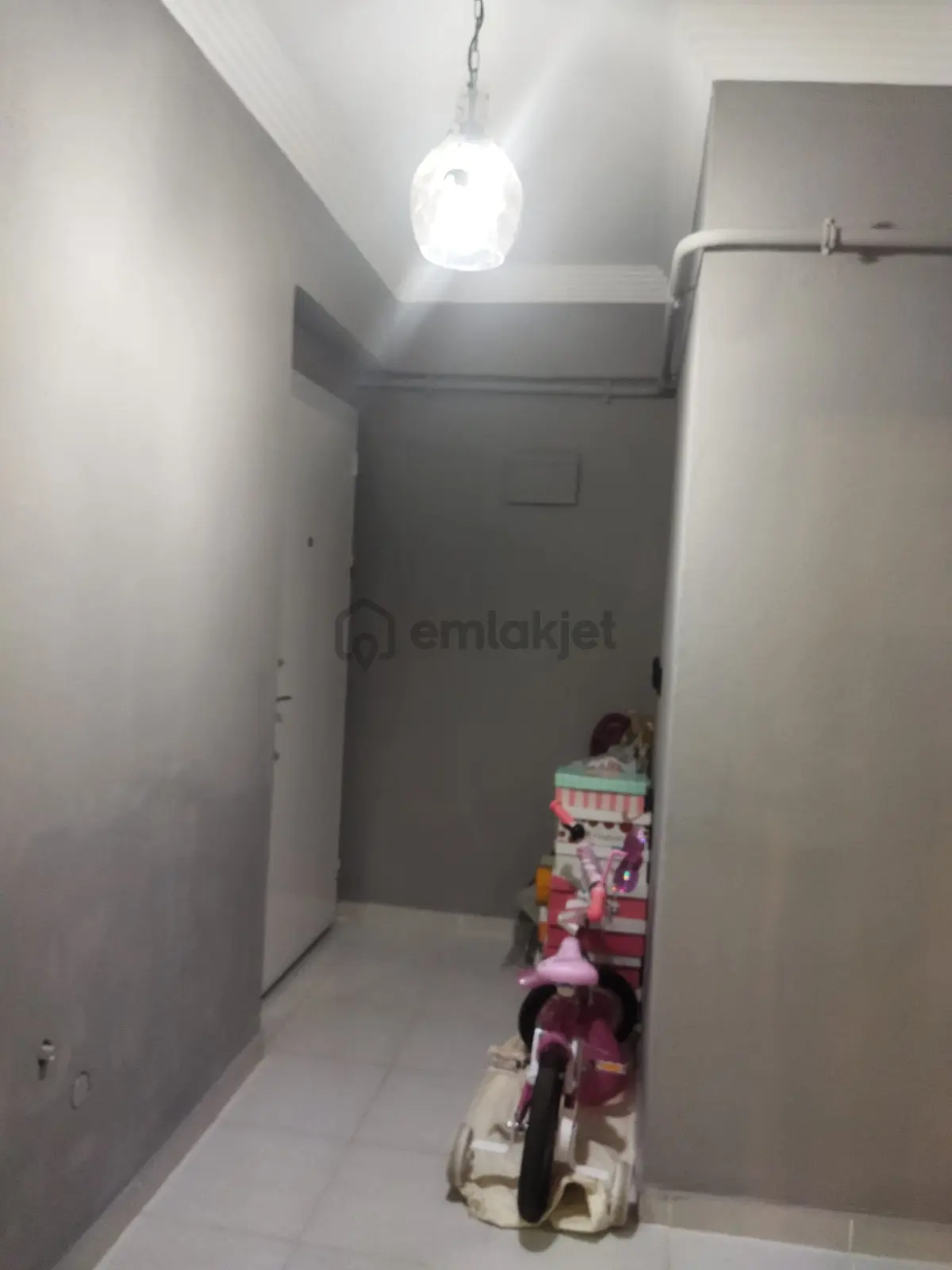 Konforlu Ve Geniş Kullanım Alanlı 3+1 Satılık Daire!! - 18