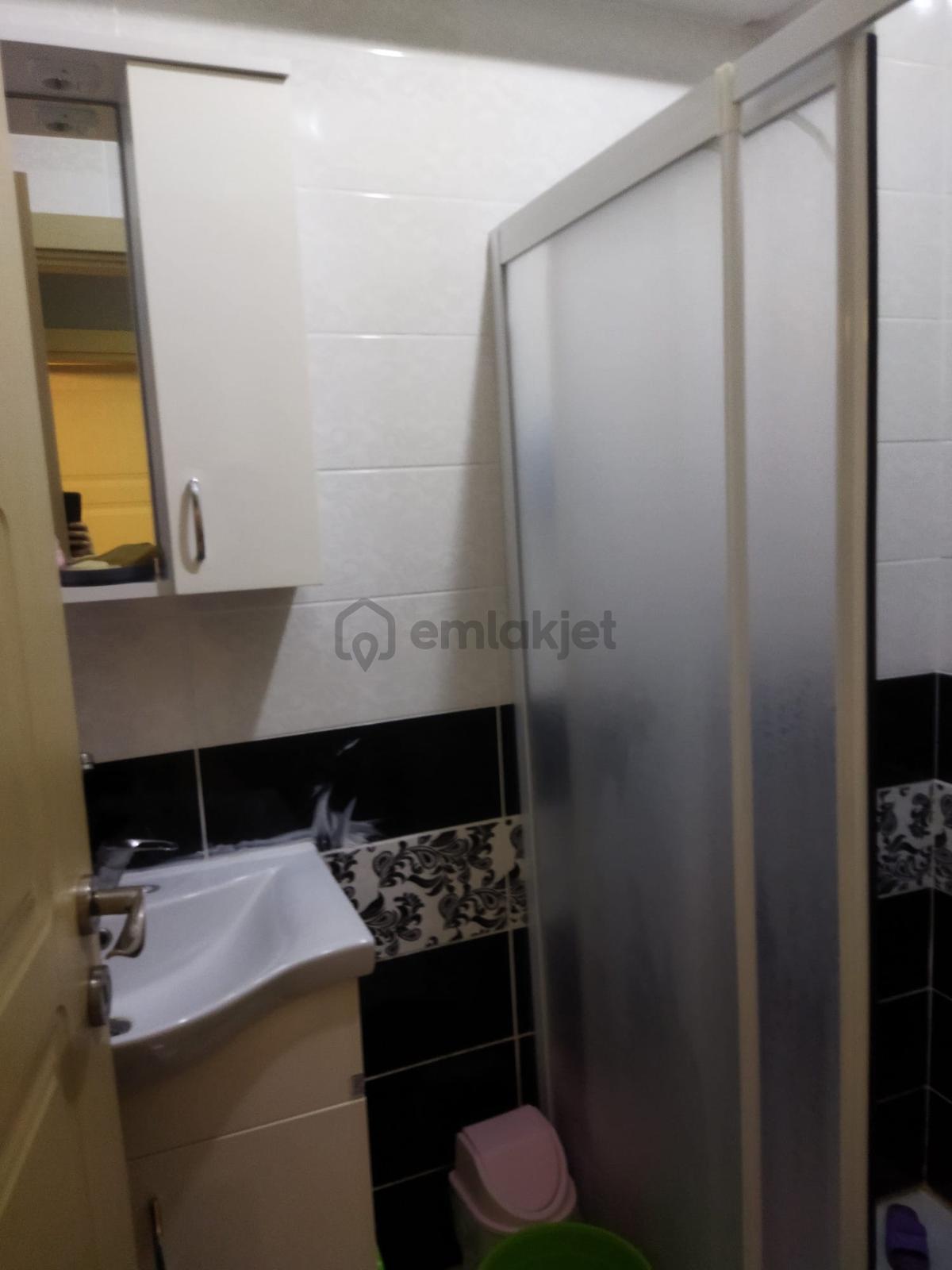 Konforlu Ve Geniş Kullanım Alanlı 3+1 Satılık Daire!! - 17
