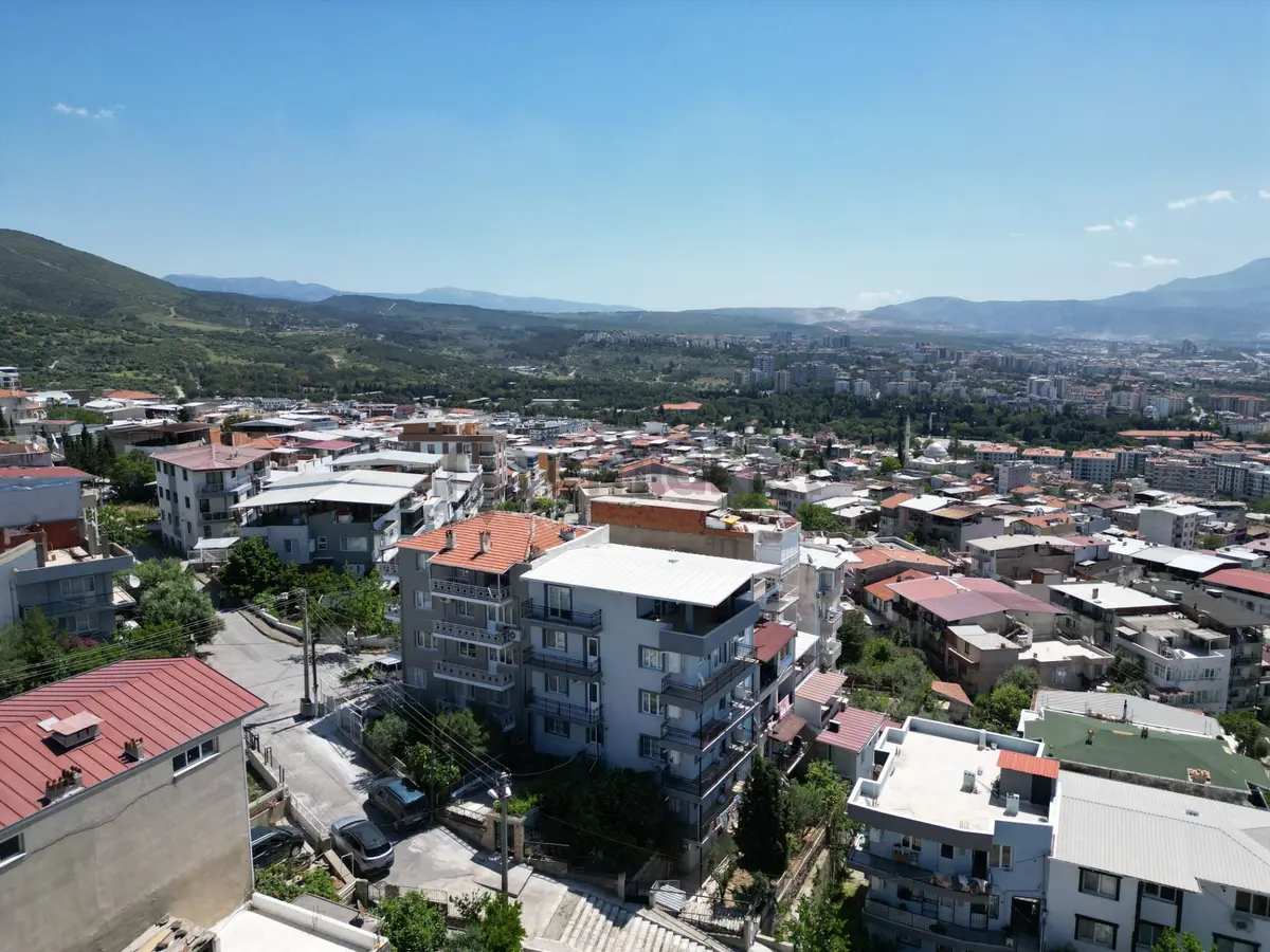 Bornova Kızılay Mahallesi’nde Satılık 2+1 Daire - 29