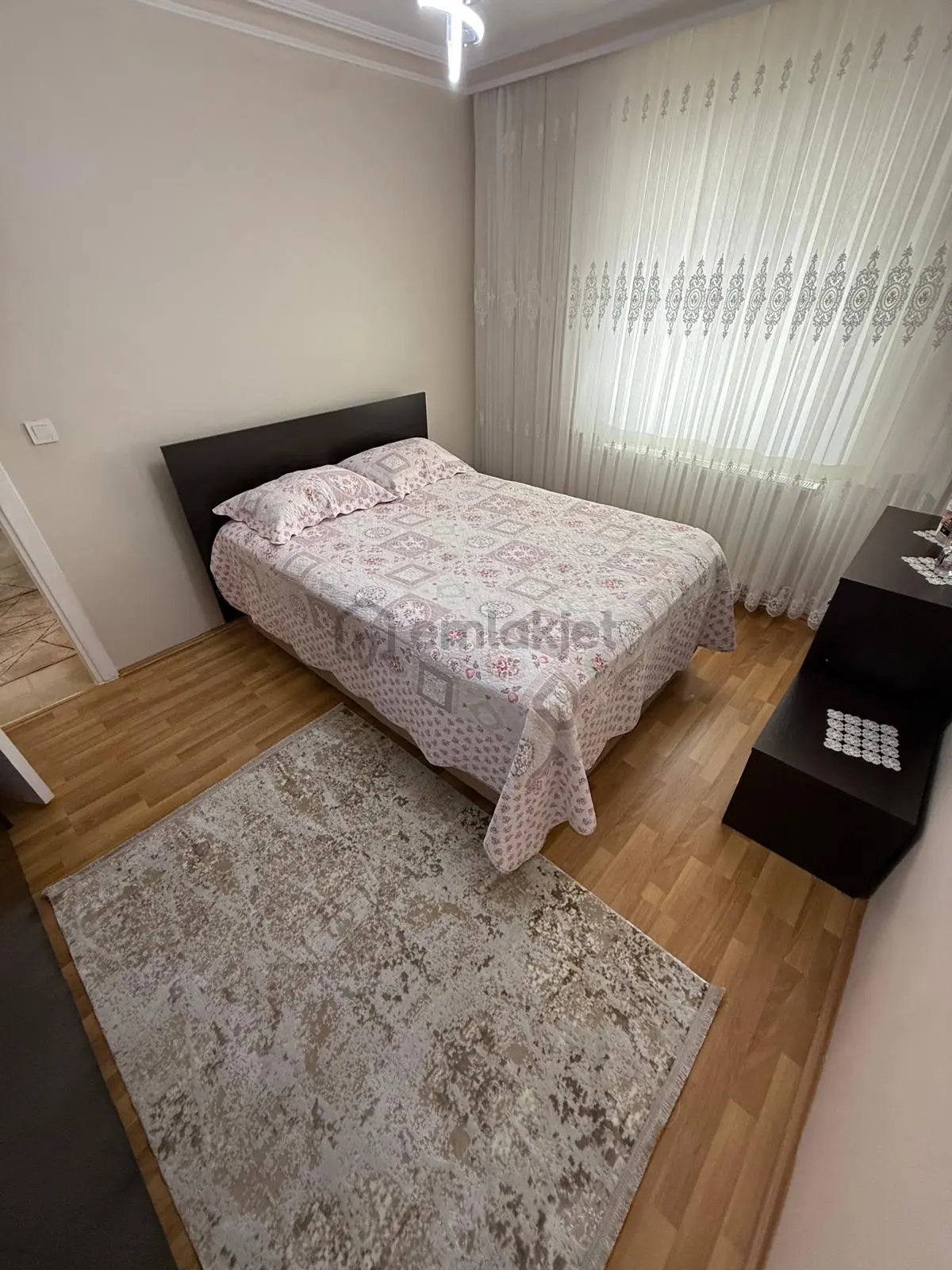 Plevne Mah'de Asansörlü Ara Katta Satılık Daire - 19