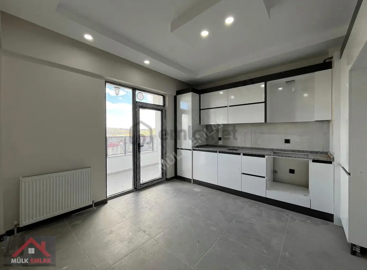 Sivas Mülk Emlak // Diriliş Mahallesi // 3+1 // 155m² // 2026 - 22