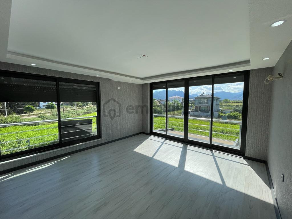 Bahçeyaka'da Satılık Villa - 14