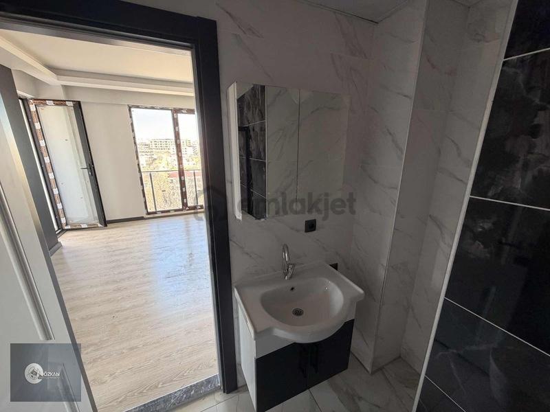 Pamuklu Bulvarında Deniz Manzaralı-iskanlı Daire - 27