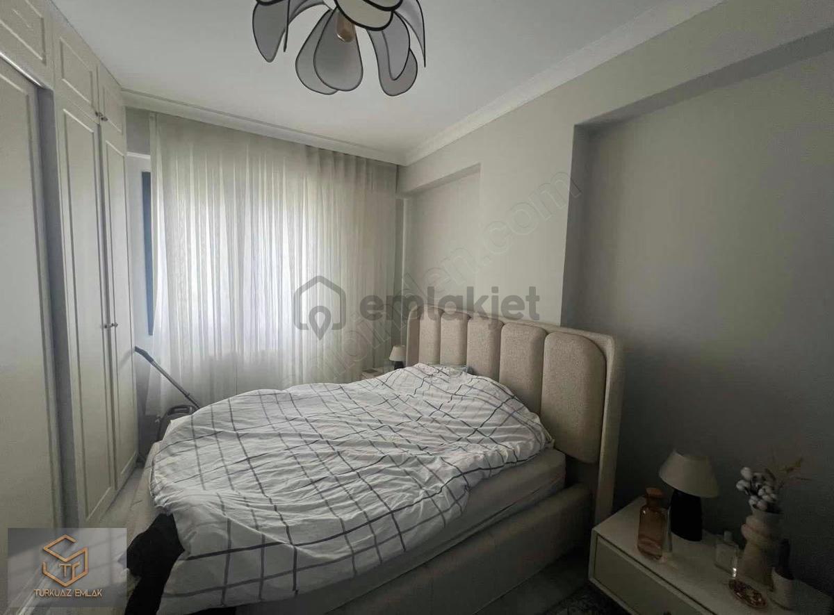 Menemen İsmet İnönüde Satılık Ebeveyn Banyolu 2+1 Daire - 11