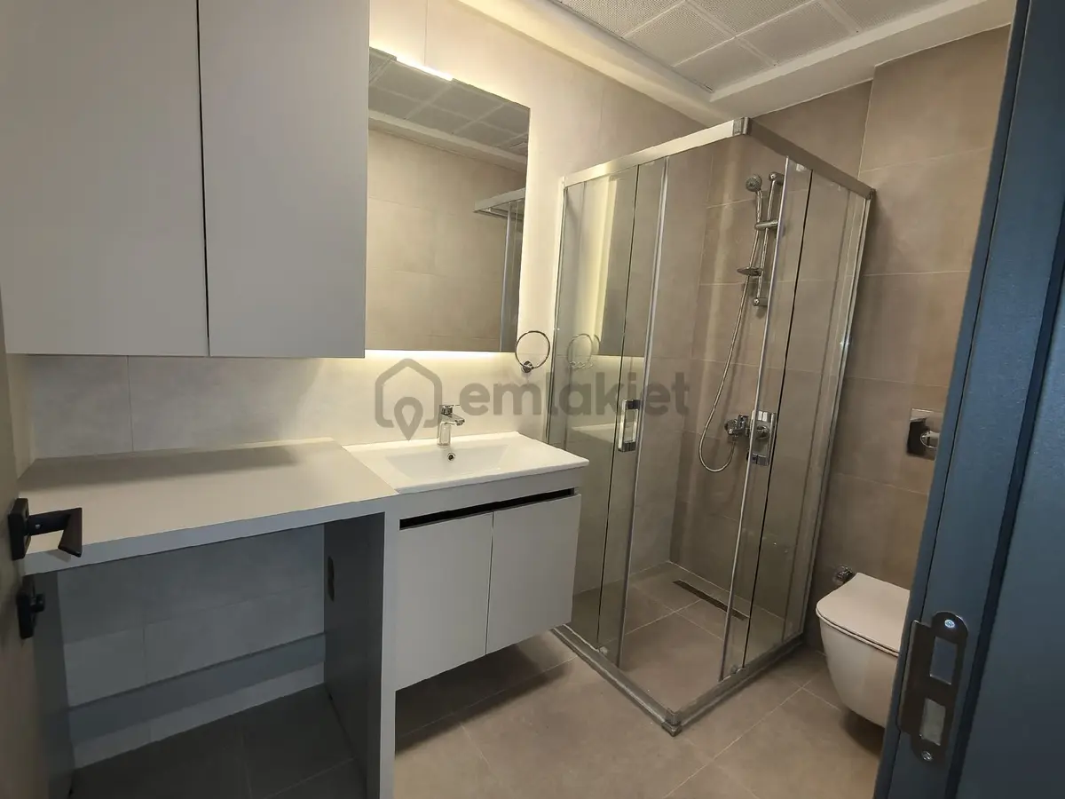 Bayraklı Marka Premium'da Satılık 1+1 Sıfır Daire - 16