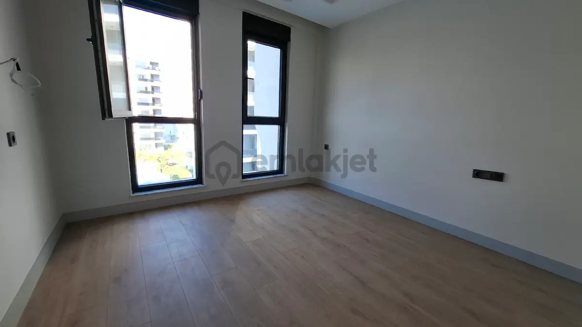 Altıntaşta Kiralık Lüx Sitede Sıfır 1+1 - 11