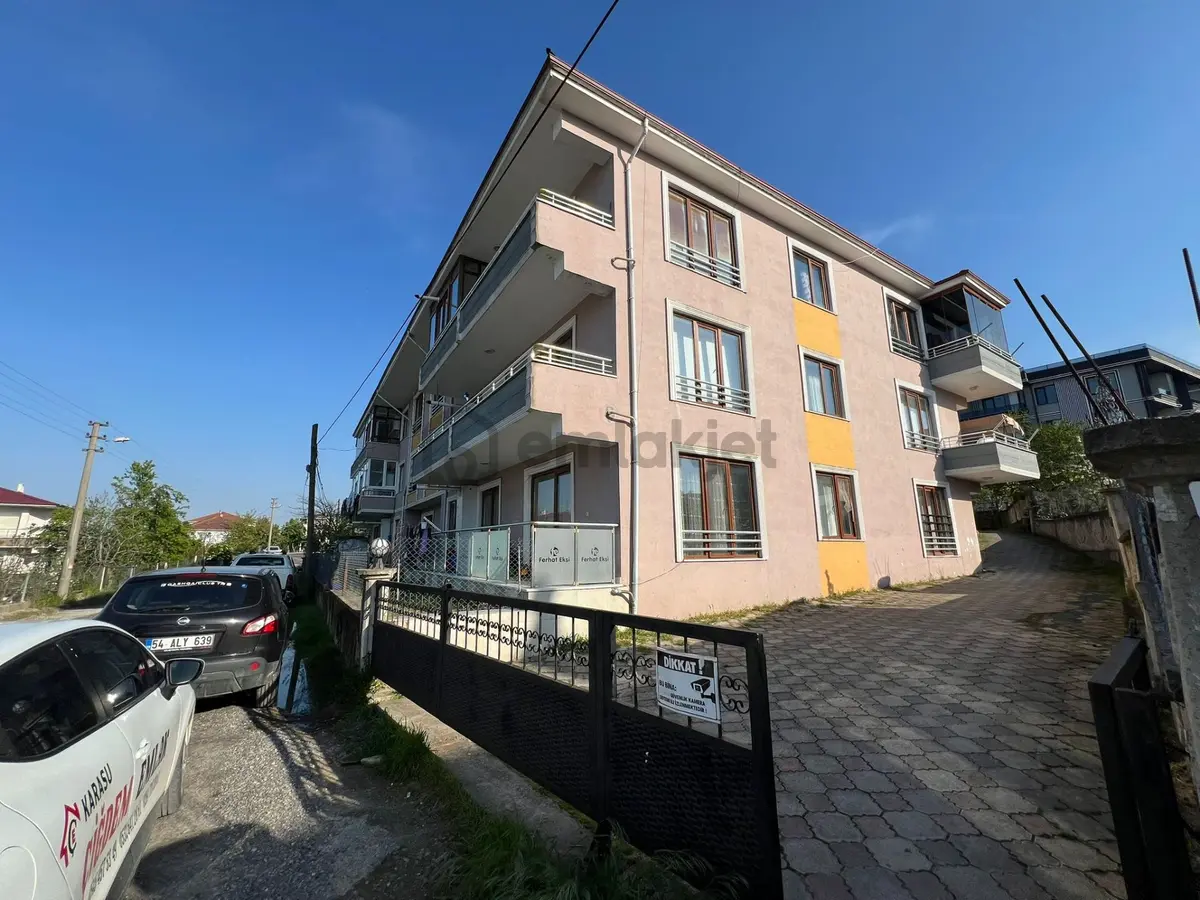 Çok Acil Satılık...mutfak Ayrı 2+1 & Çift Balkon & Çift Vc - 4