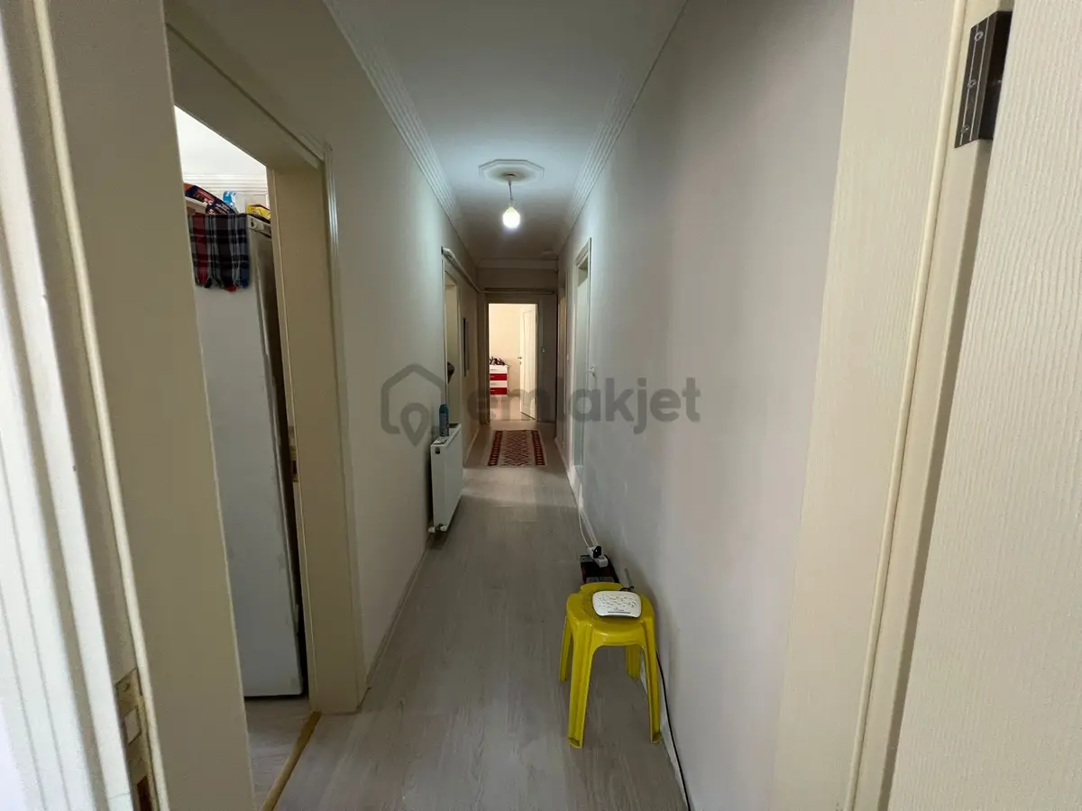 Çok Acil Satılık...mutfak Ayrı 2+1 & Çift Balkon & Çift Vc - 13
