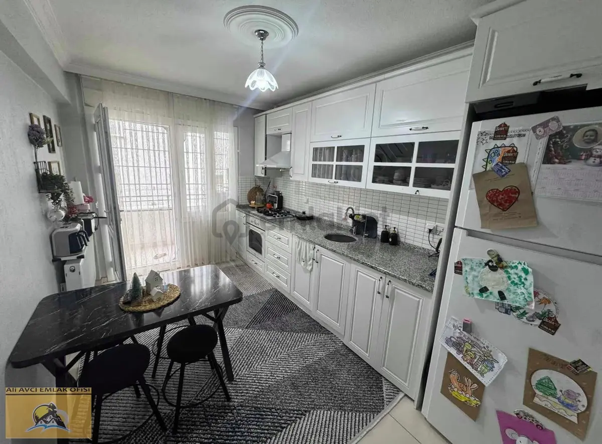 Eski Devlet Hastanesi Mevkinde 3+1 140m2 Geniş Yeni Daire - 14