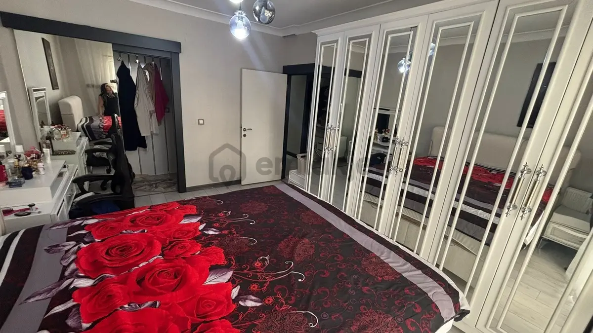 Esertepe'de E. Banyolu G.odalı Full Yapılı Satılık Daire - 24