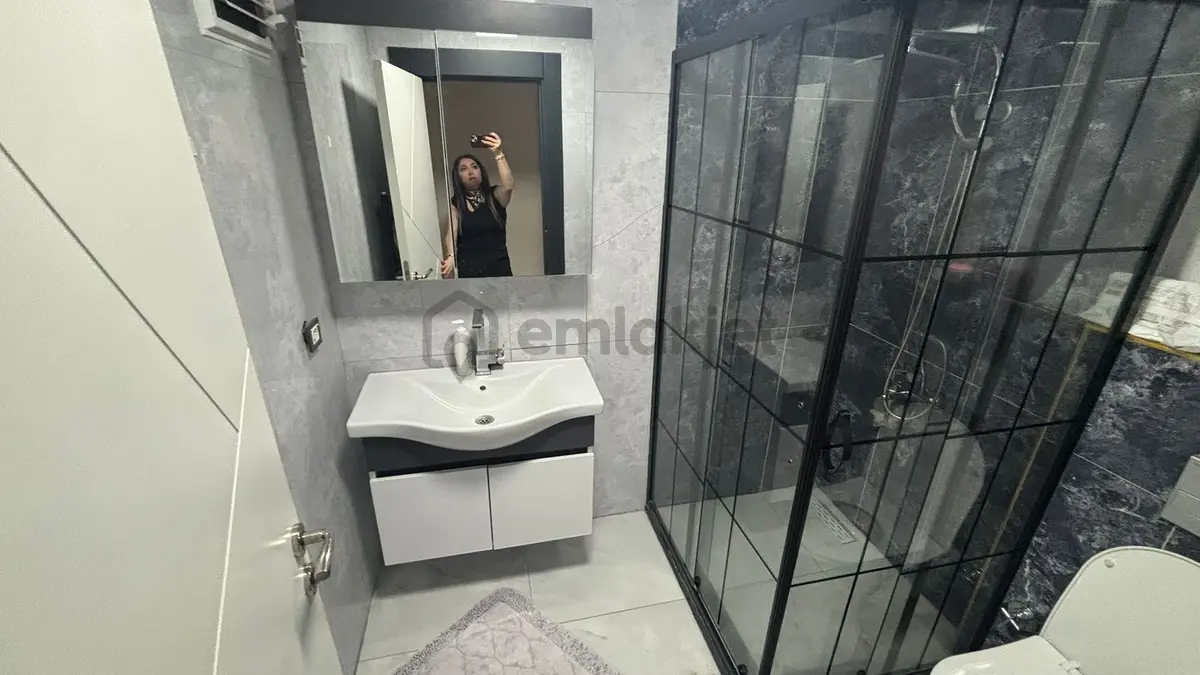 Esertepe'de E. Banyolu G.odalı Full Yapılı Satılık Daire - 20
