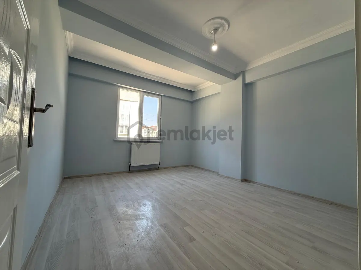 Ergünler İnşaattan Arakat Ön Cephe 2+1 Satılık Daire - 10