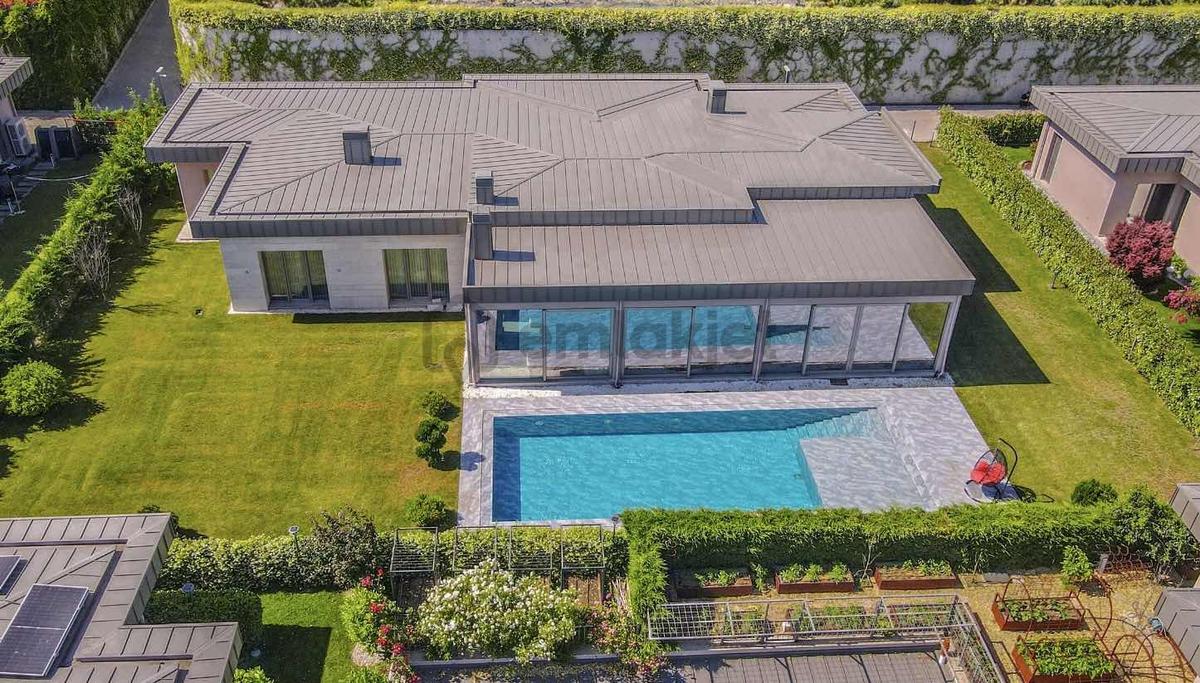 Manzara Vadi 'de Havuzlu Modern Tek Katlı 6+1 Villa - 32