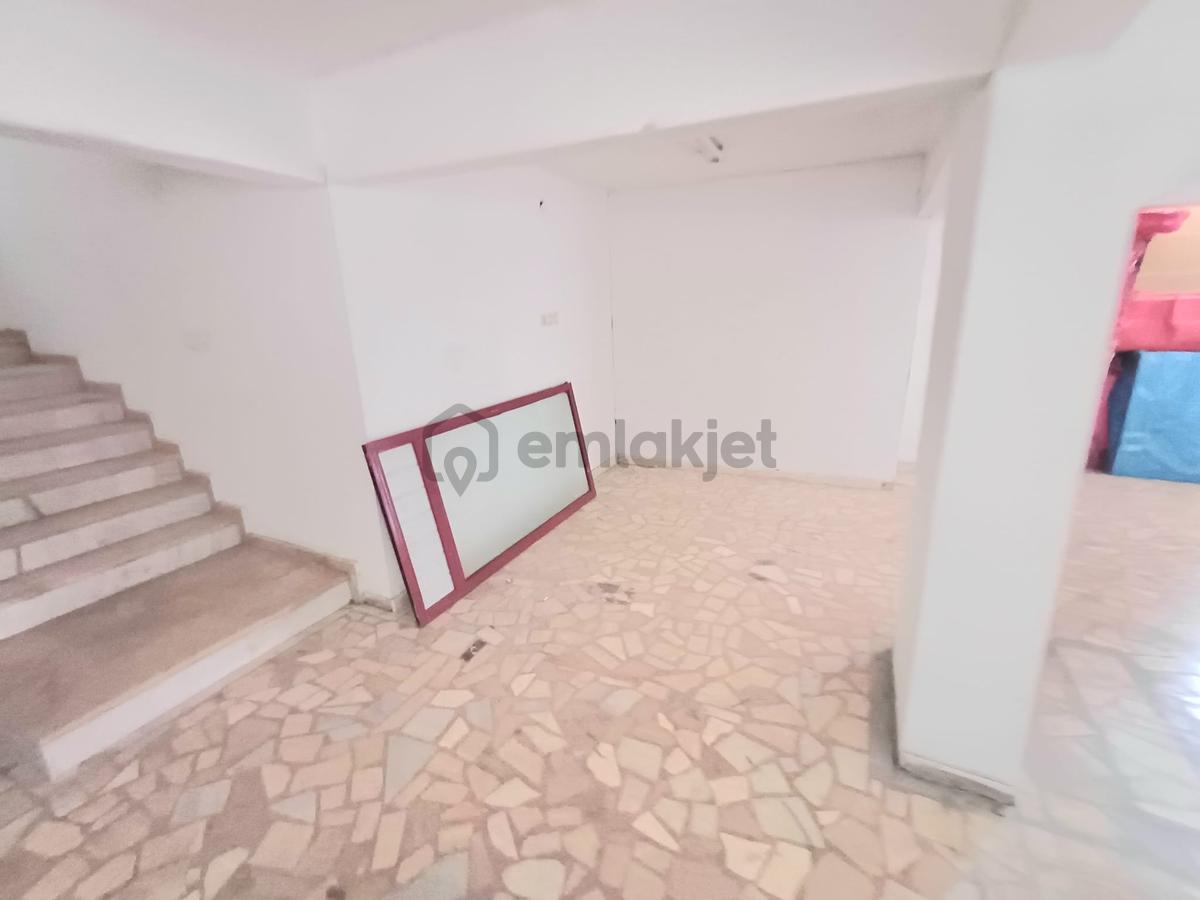 Maltepe Fındıklı 300m² Ofis Katlı Depo - 14