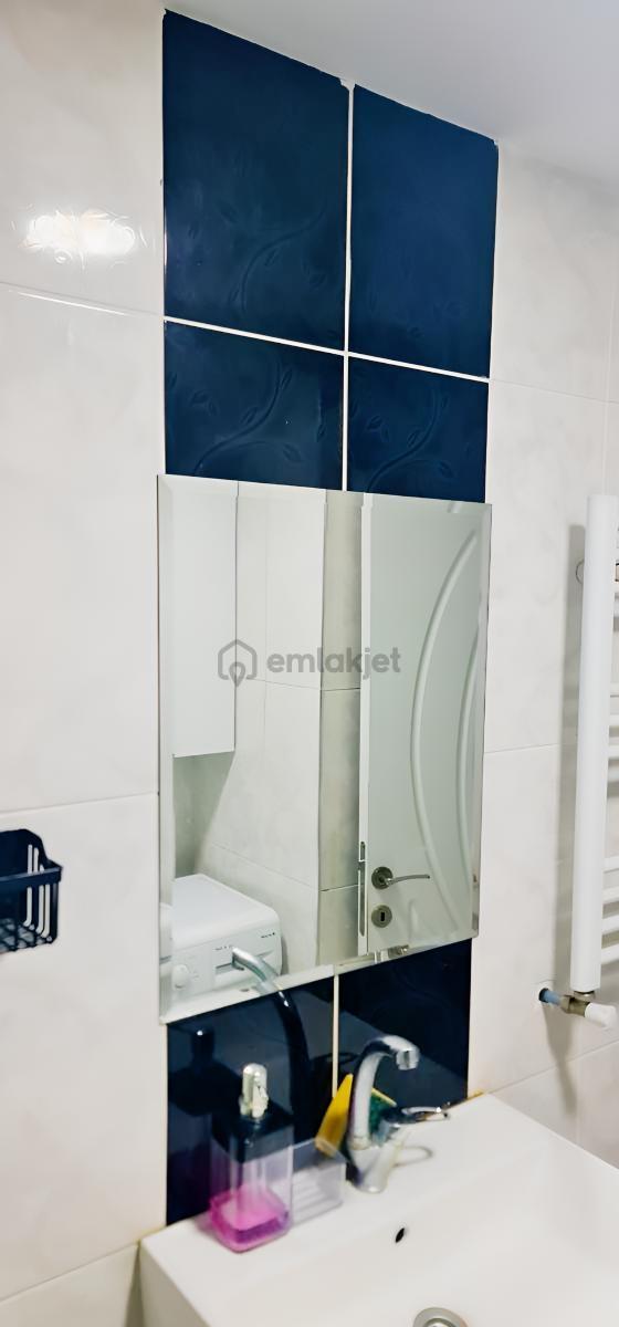 Metrobüse Yakın Site İçi Eşyalı 2+1 - 27