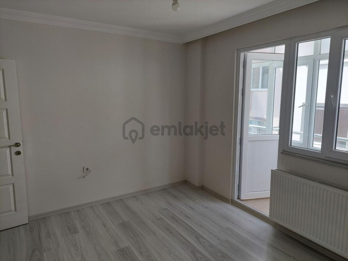 Çınarlıda Satılık İskanlı 2+1 Daire - 13
