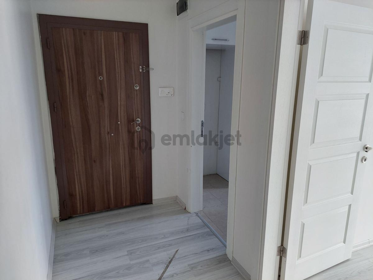 Çınarlıda Satılık İskanlı 2+1 Daire - 9
