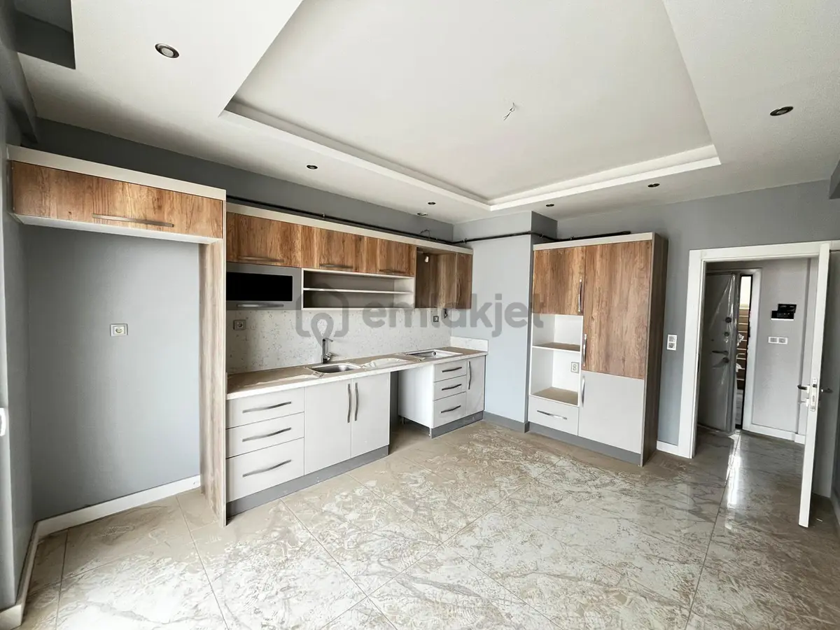 Amazon'dan Aliya İzzet Begoviç Parkı Civarı Satılık 4+1 Daire