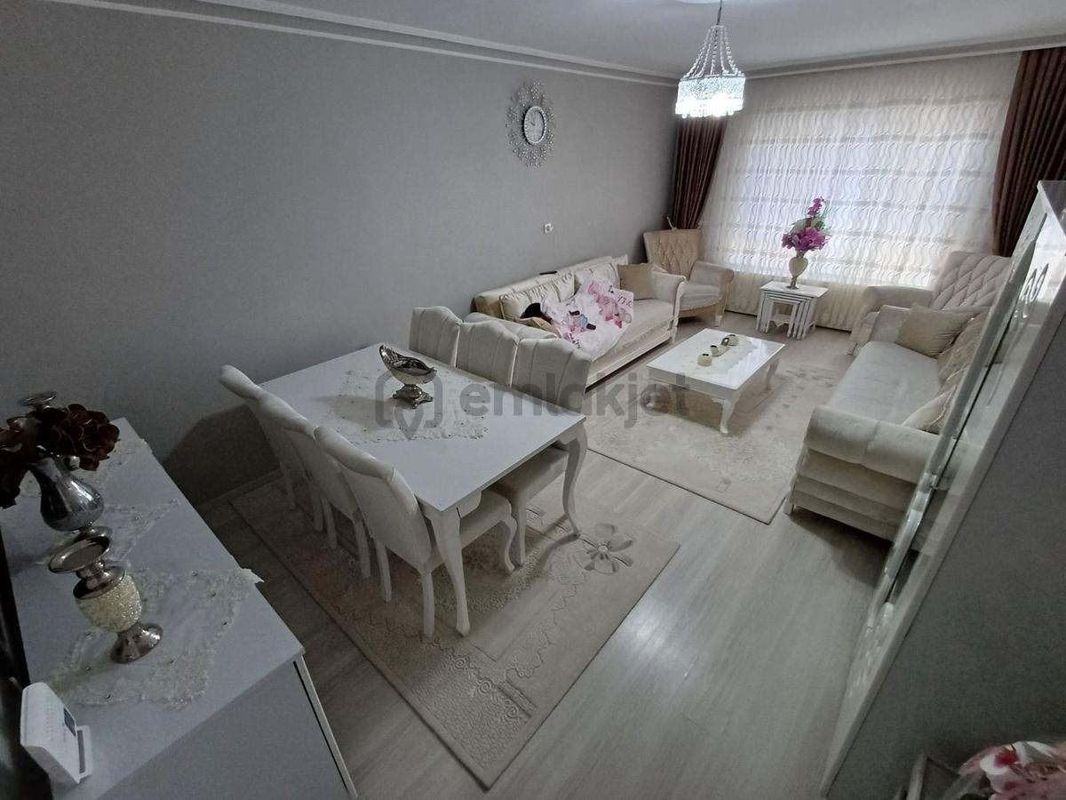 Andiçen Mahallesinde Merkeze Yakın 3+1 Full Yapılı Satılık Daire - 10