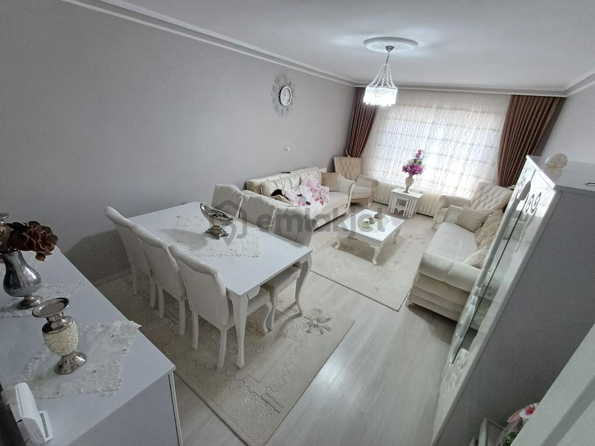 Andiçen Mahallesinde Merkeze Yakın 3+1 Full Yapılı Satılık Daire - 6