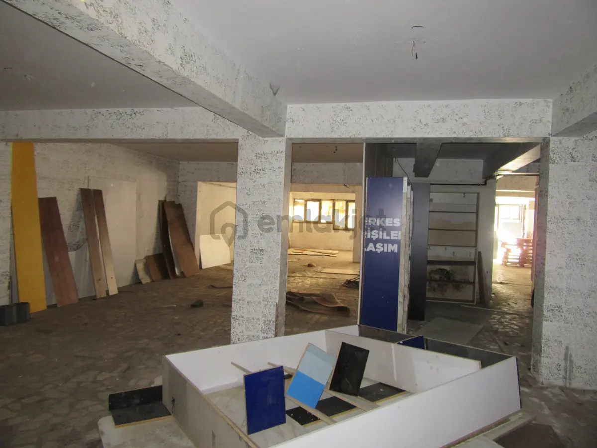 Çeliktepede 220m2 Kiralık İşyeri - 10