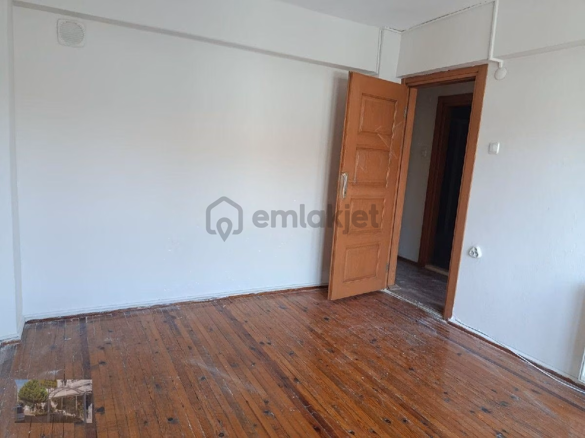 Bostanlı Da Sahile Yakın Son Kat Bakımlı - 15