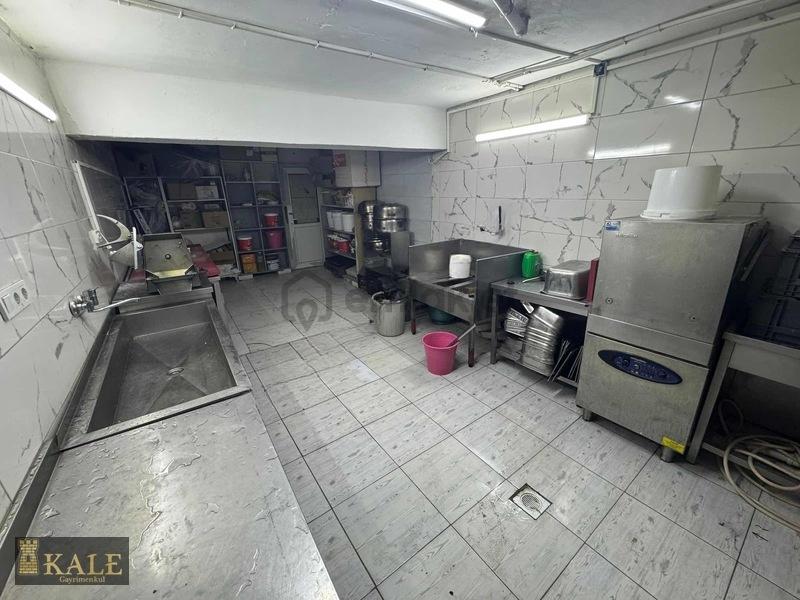 Kale'den Devren Kiralık İşlek Noktada Dönerci - 9