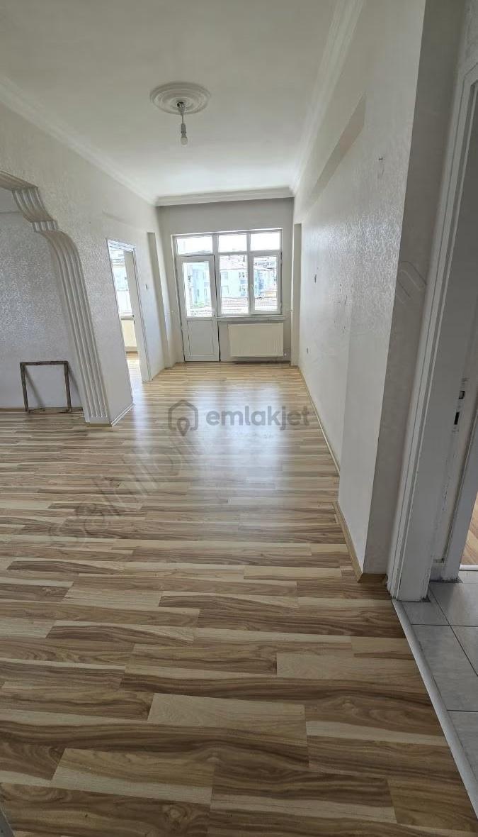 Başharık Mahallesin De Kiralık 2+1 Ara Kat Daire - 6