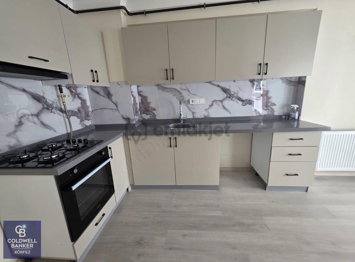 Site İçerisinde Konforlu 1+1 Satılık Daire - 11