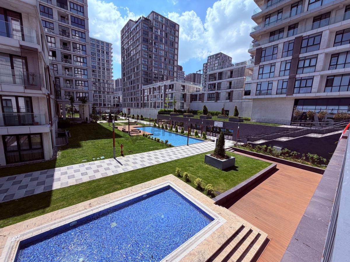 Bahçeşehir Strada 1. Etap Satılık 160 M2 3+1 Daire - 5