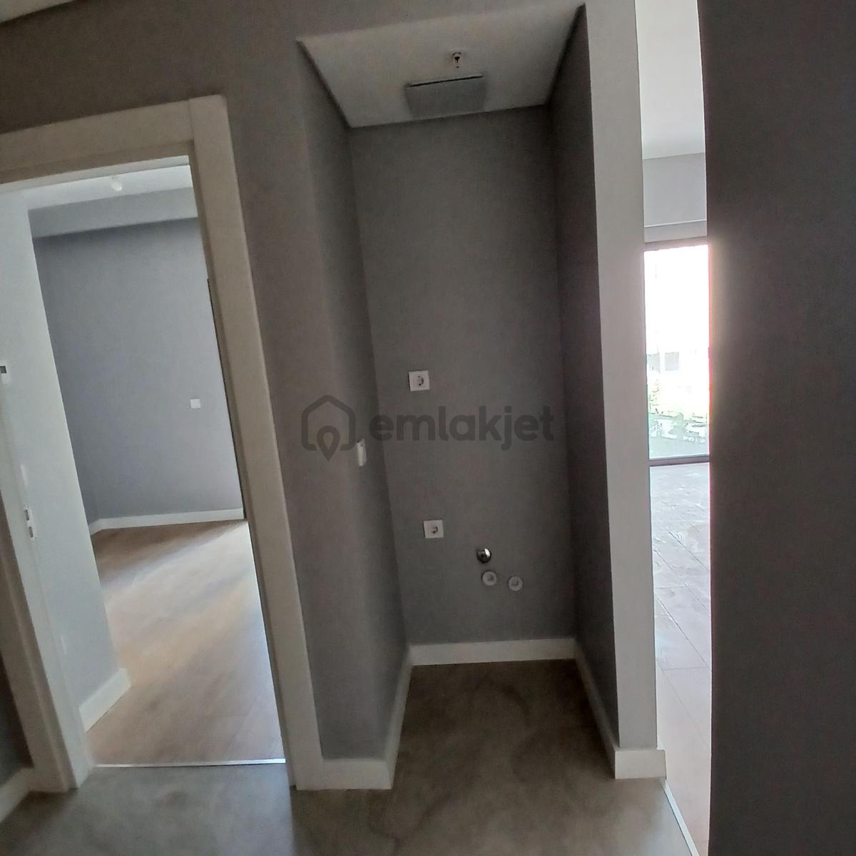 Fikirtepe Emlak Konutta 1+1 - 21