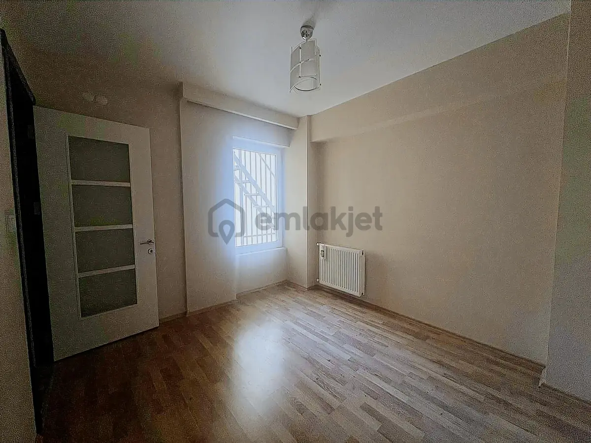 Şehzade'den Adalet Mahallesinde 3+1 Ara Kat Kullanışlı Daire - 18