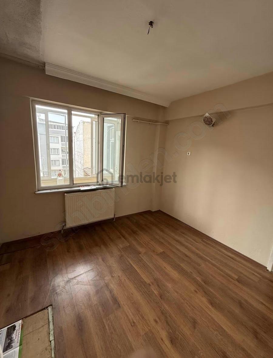 Selimiye Mahallesi 4. Kat Doğalgazlı Ferah Daire - 8