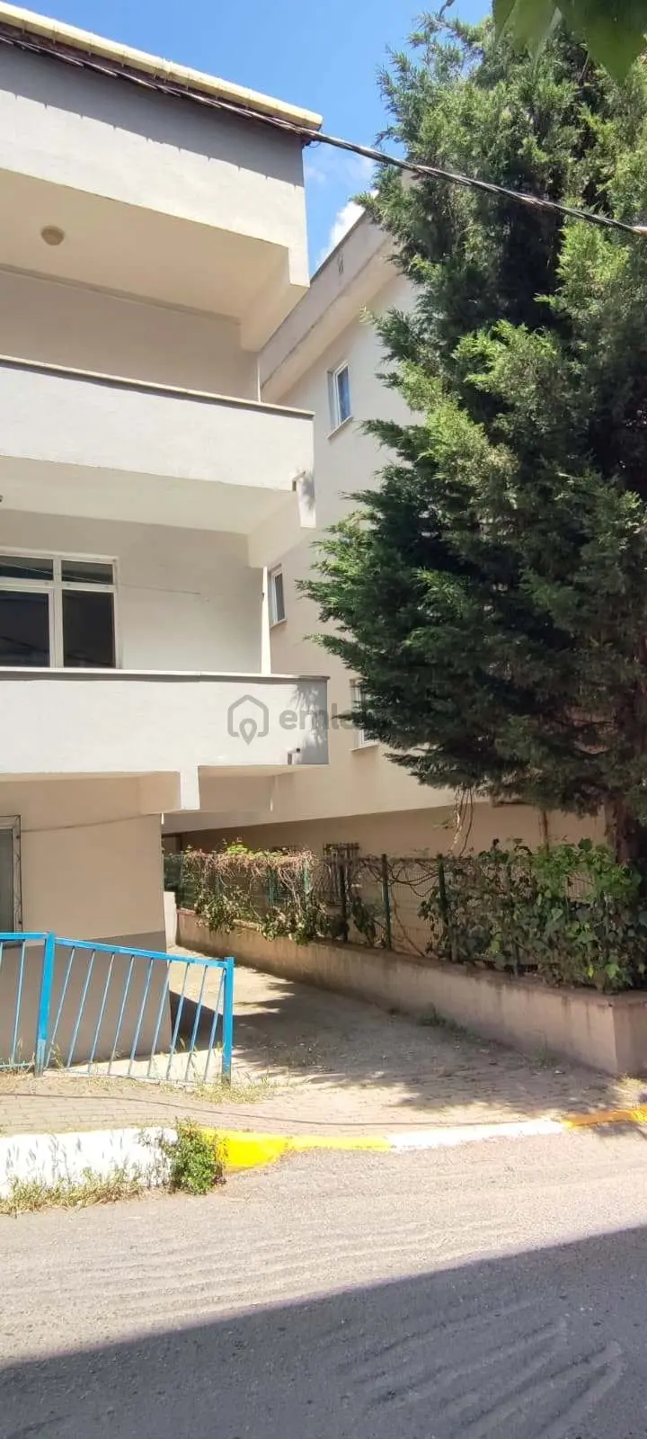 Pendik Sülüntepe Ulaşımı Kolay Geniş Balkonlu 2+0 Kiralık - 20