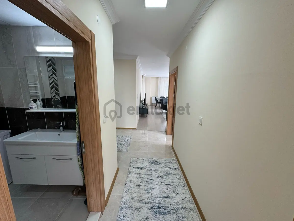 Trabzon Pelitli'de Satılık 3+1 Eşyalı Daire - 18