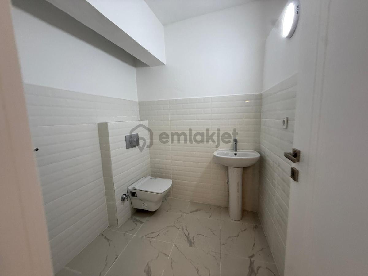 Trabzon'da Kiralık Depolu Dükkan - 34