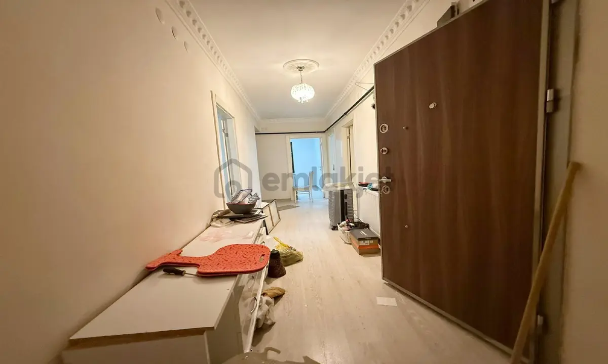 Özgürlük Caddesinde Asansörlü Yeni Bina Ebevyn Banyolu Boş Daire - 6