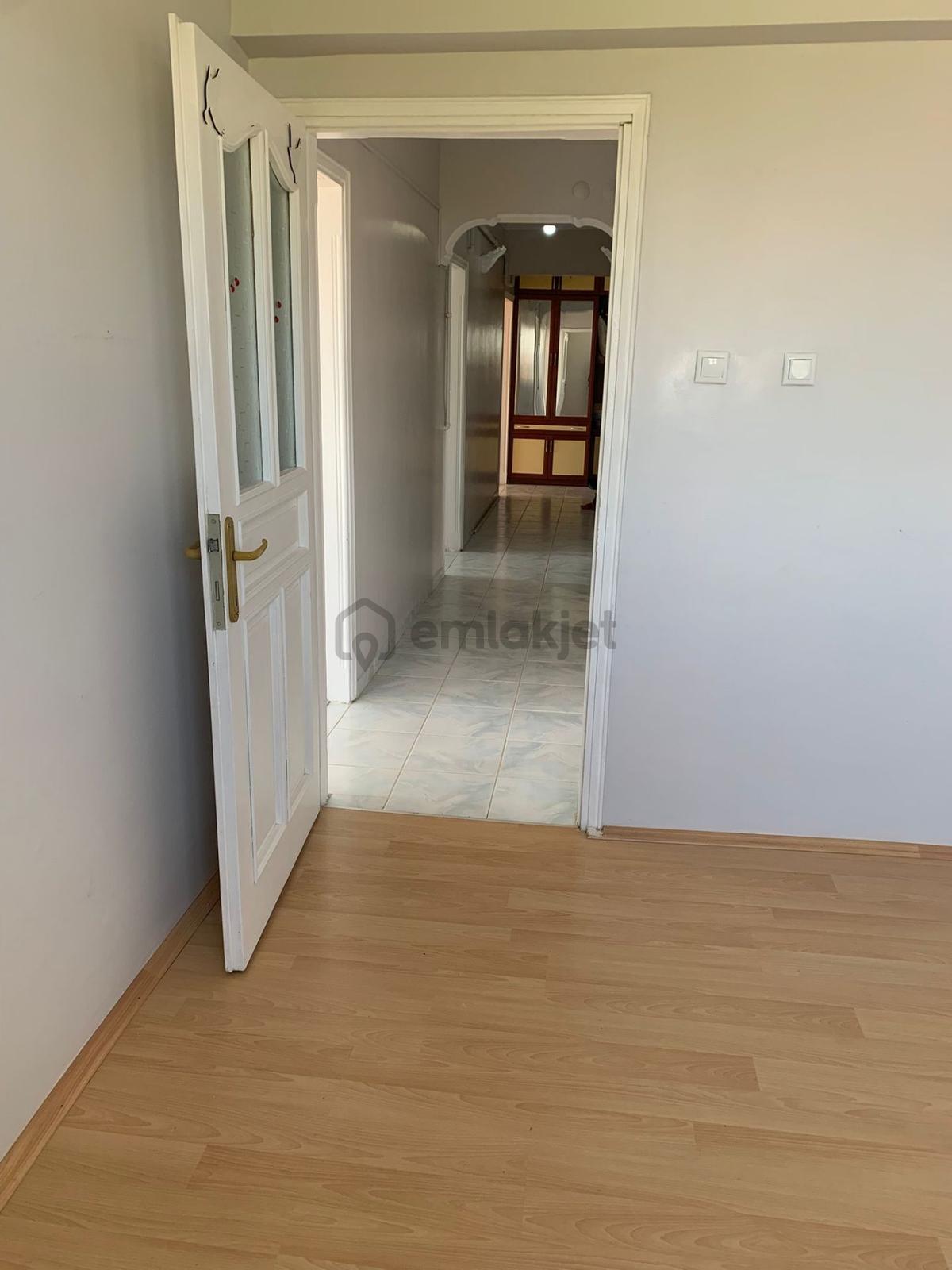 Batıkent Mah. Tunakent Sitesinde 3+1 Geniş Daire - 26