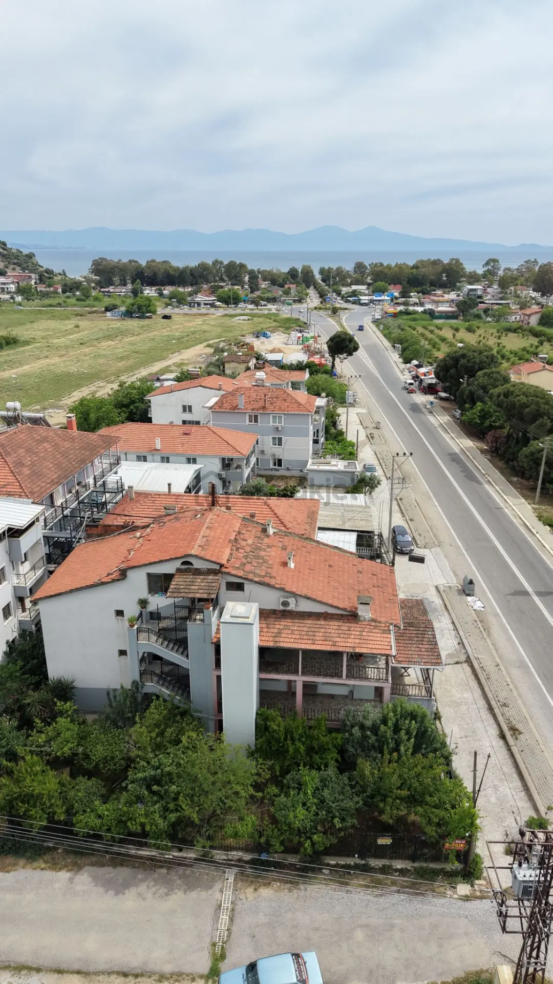 Ahmetbeyli Sahil Anacaddede Satılık Tektapu 750 M2 Arsa 8 Daire Kelepir Fiyata - 2