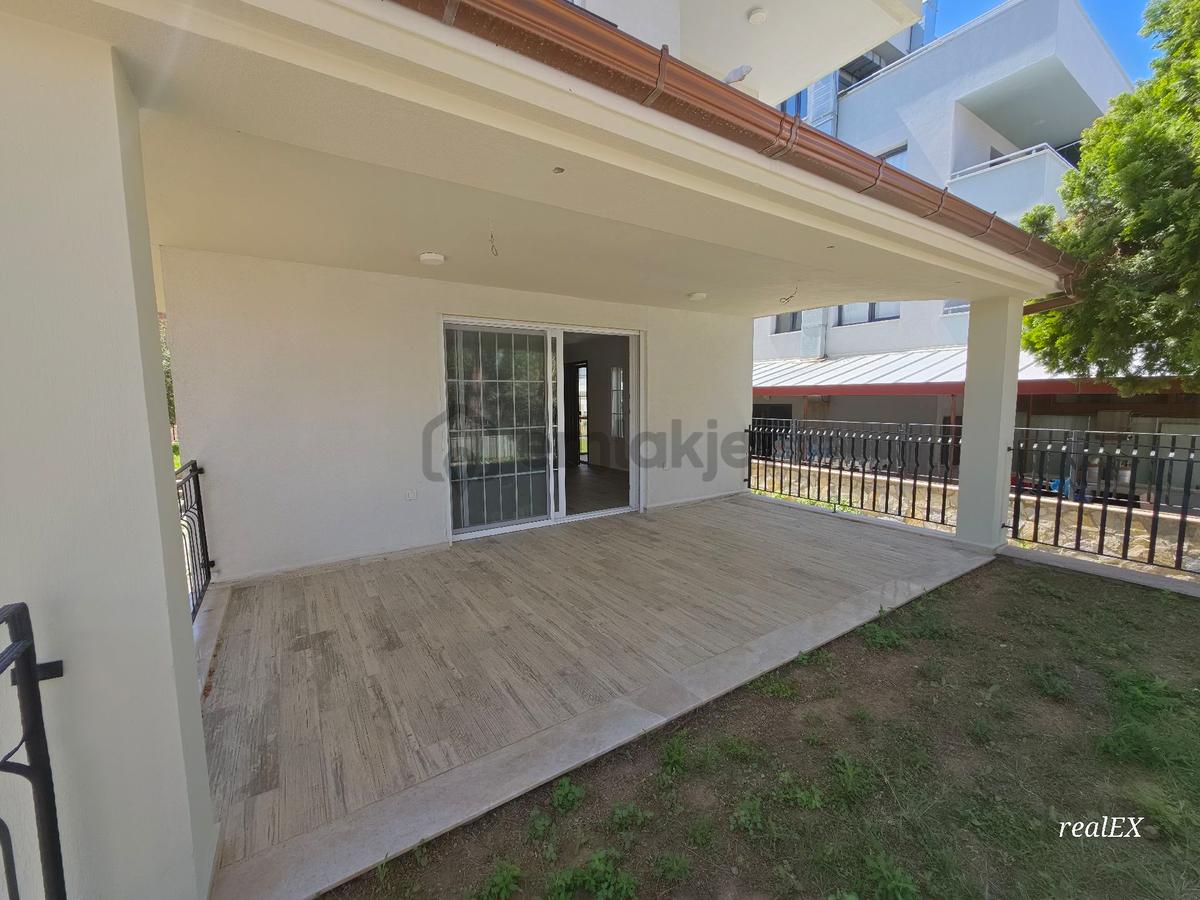 Özdere Çukuraltı Merkezde Geniş Odalı 3+1 Villa - 32
