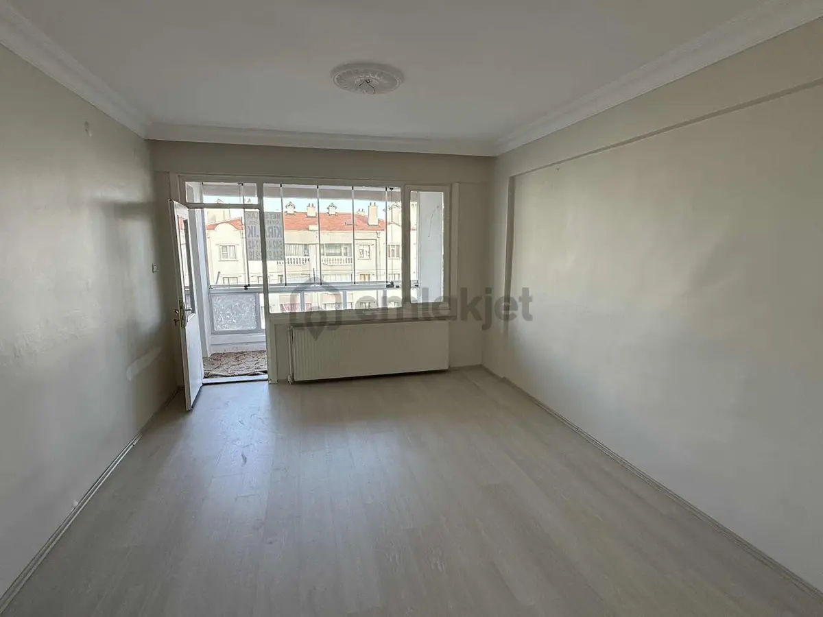 Net Emlaktan Palmiye Sitesinde 3+1 Bakımlı Satılık Daire - 6