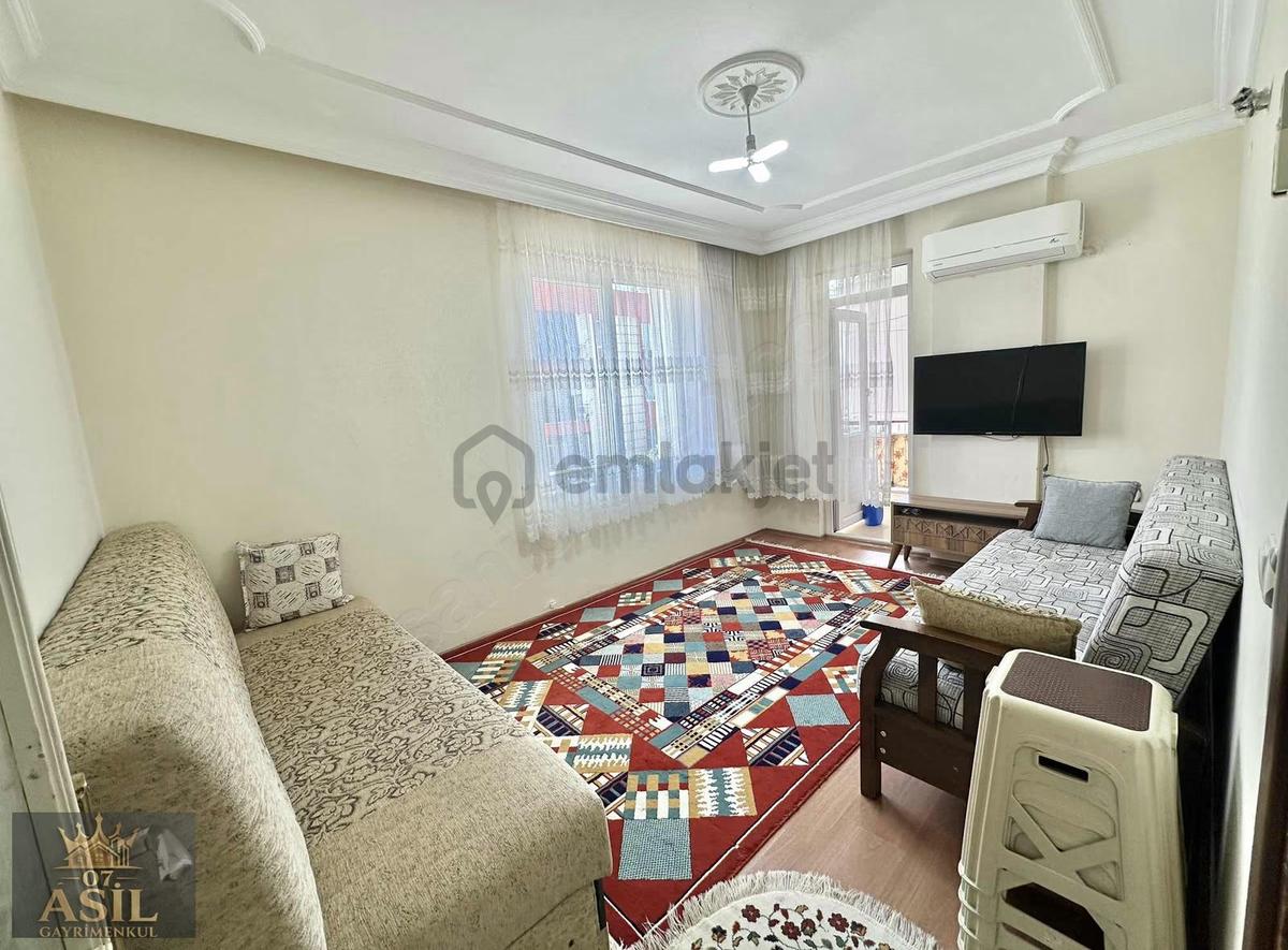 Teomanpaşada Belediyeye Yakın Bakımlı 2+1 - 24