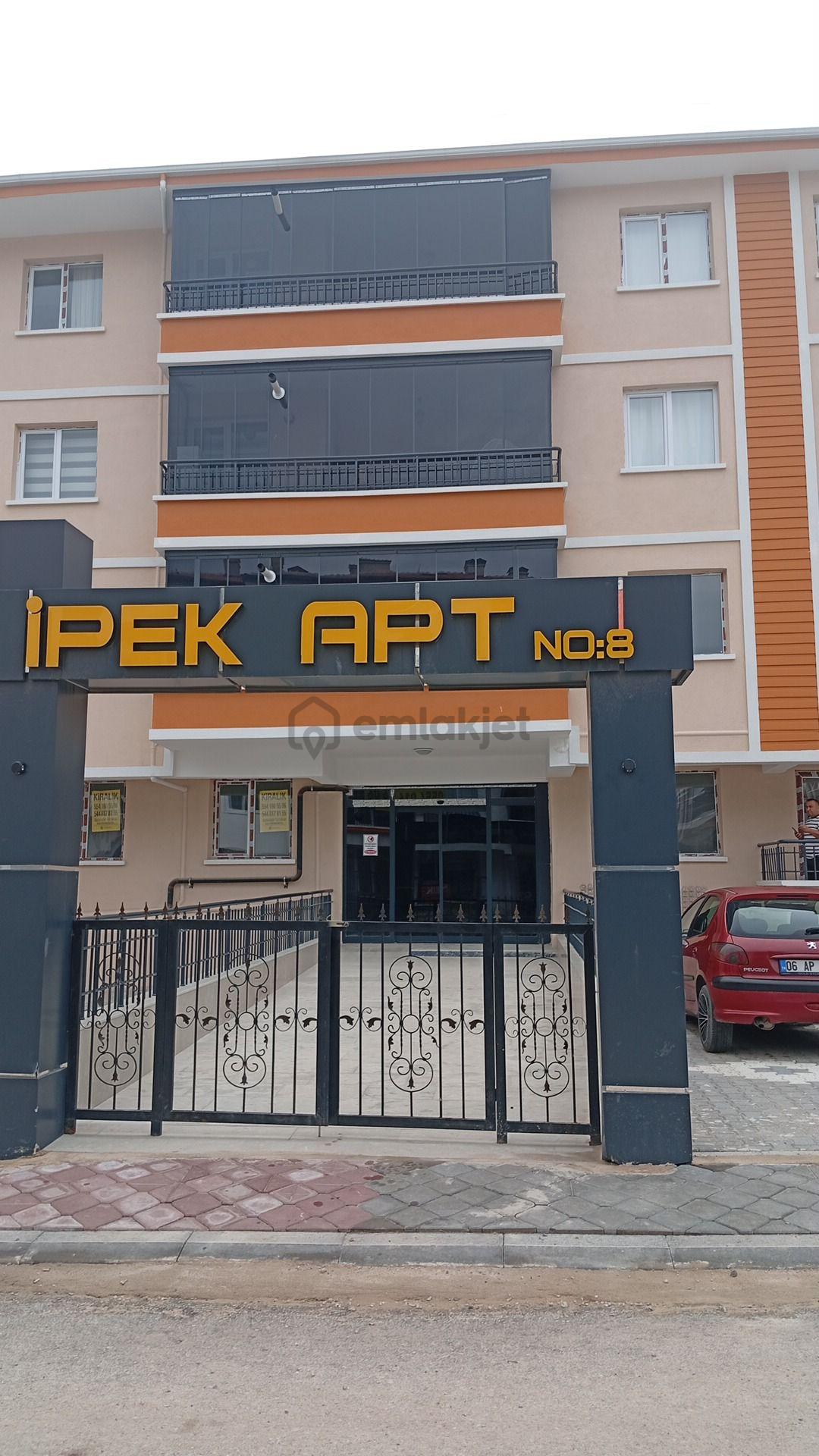 Yenikent'te Satılık 2+1 Satılık Daire - 27