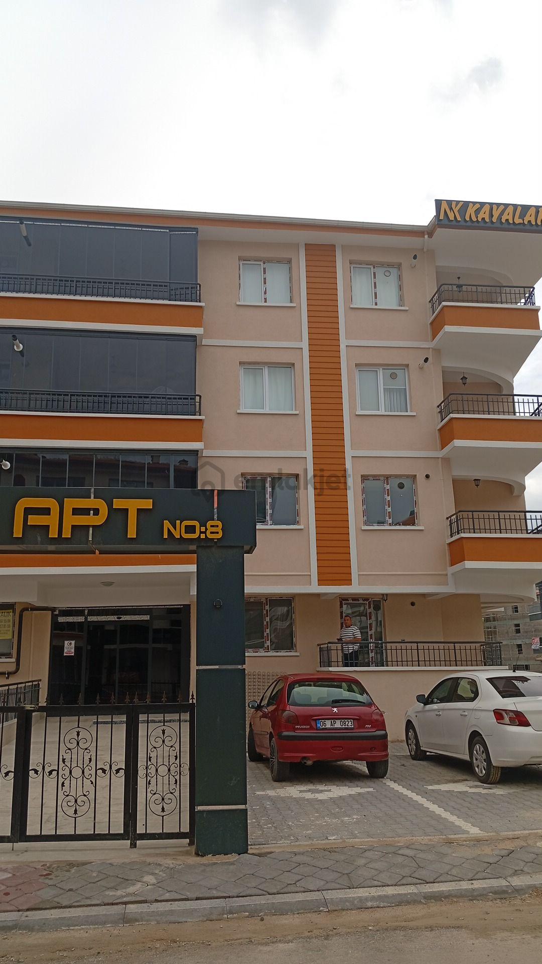 Yenikent'te Satılık 2+1 Satılık Daire - 28