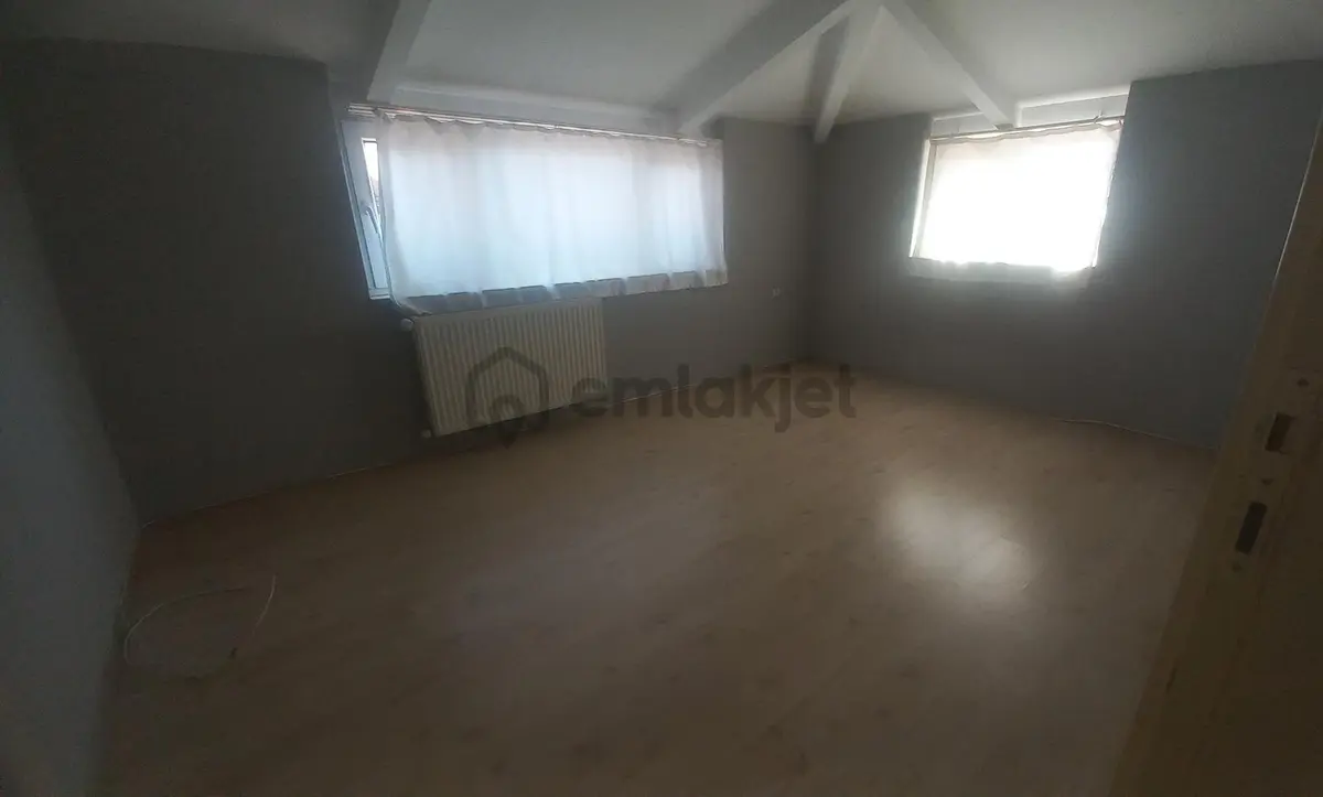 Atalarda Kiralık 3+1 Çatıkatı - 35