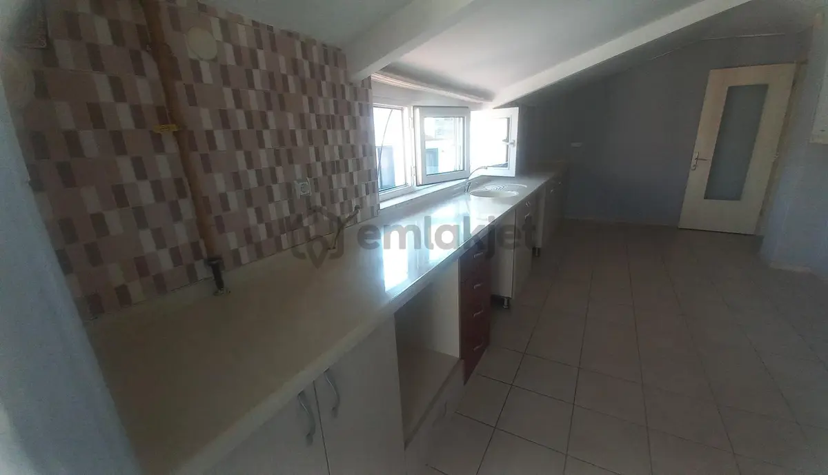 Atalarda Kiralık 3+1 Çatıkatı - 29