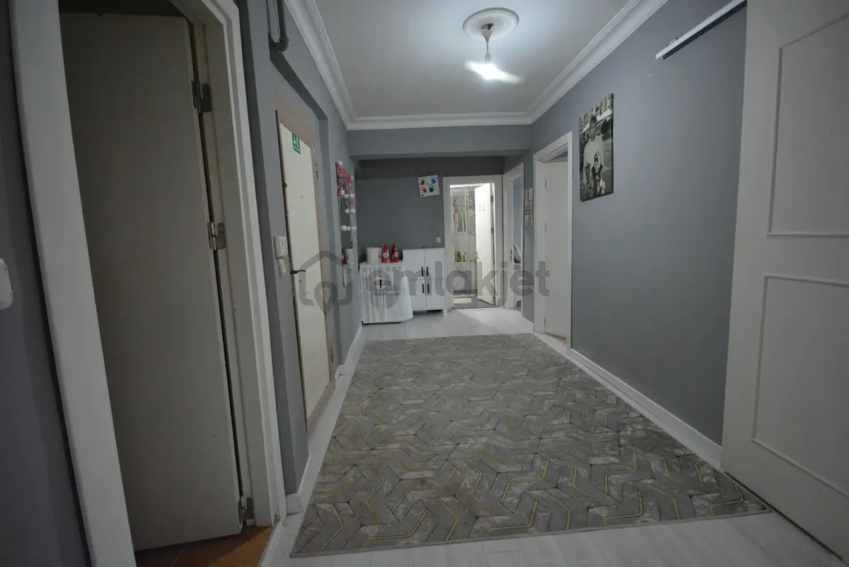 Satılık 145 M2 Merkezi Konumda 3+1 Lüks Daire - 9