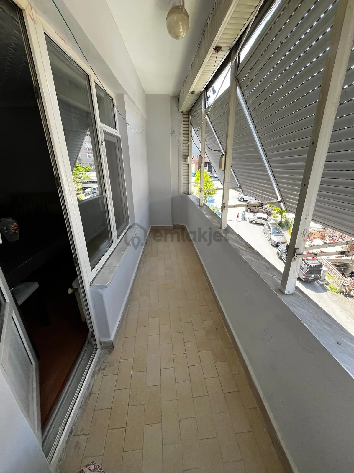 Eyüp Ramı Cuma Mah'de Satılık 3+1 Daıre - 3